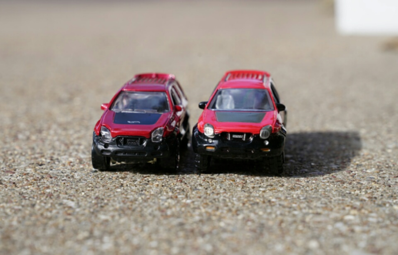 Illustration for article titled RealToy vs Hot Wheels
